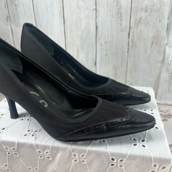 Black kitten Heel Pointy Toe unisa women Two-Tone Fabric Canvas & Leather Sz 6M - Picture 16 of 17